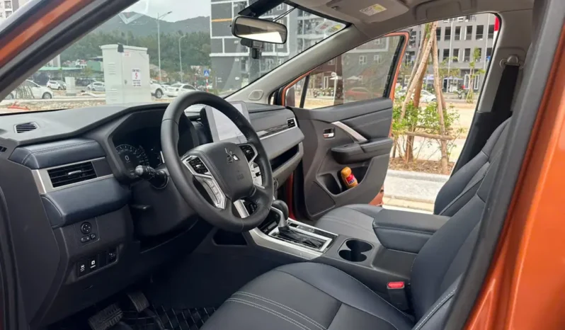 
								Mitsubishi Xpander Cross 2023 full									