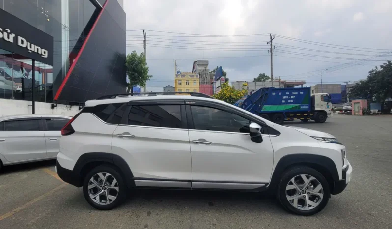 
								Mitsubishi Xpander Cross 2024 full									