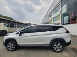 
										Mitsubishi Xpander Cross 2024 full									
