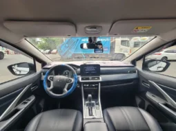 
										Mitsubishi Xpander Cross 2024 full									