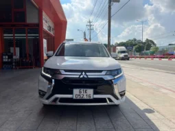 
										Mitsubishi Outlander 2.0 CVT Premium 2022 full									