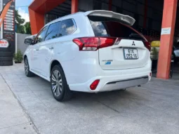 
										Mitsubishi Outlander 2.0 CVT Premium 2022 full									