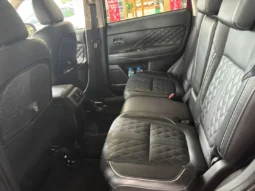 
										Mitsubishi Outlander 2.0 CVT Premium 2022 full									