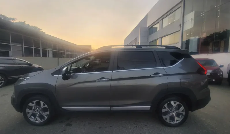 
								Mitsubishi Xpander Cross 2022 full									