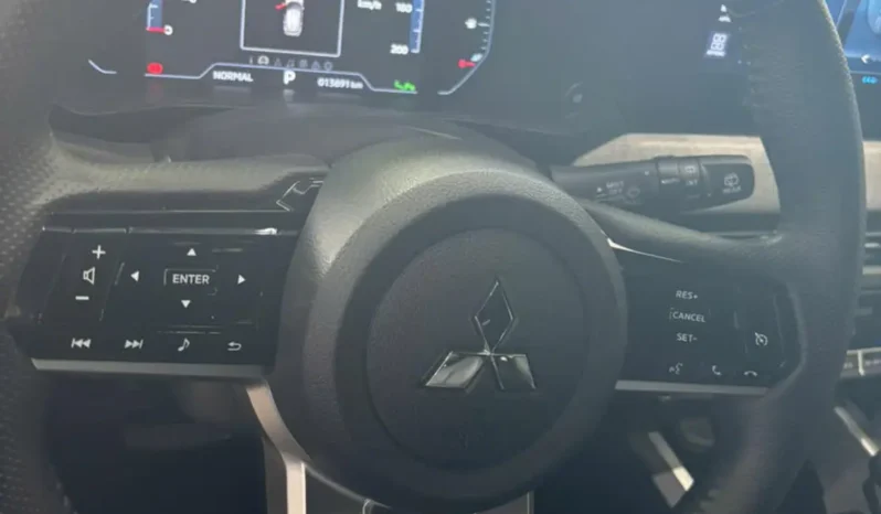 
								Mitsubishi Xforce Premium 2024 full									