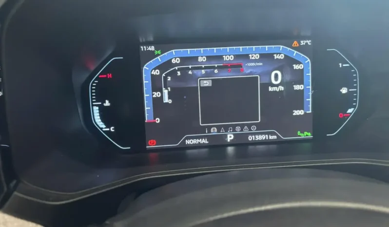 
								Mitsubishi Xforce Premium 2024 full									