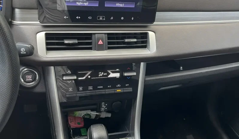 
								Mitsubishi Xpander AT Premium 2024 full									