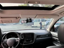 
										Mitsubishi Outlander 2.4 CVT Premium 2019 full									