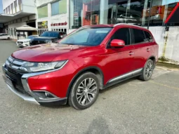 
										Mitsubishi Outlander 2.4 CVT Premium 2019 full									