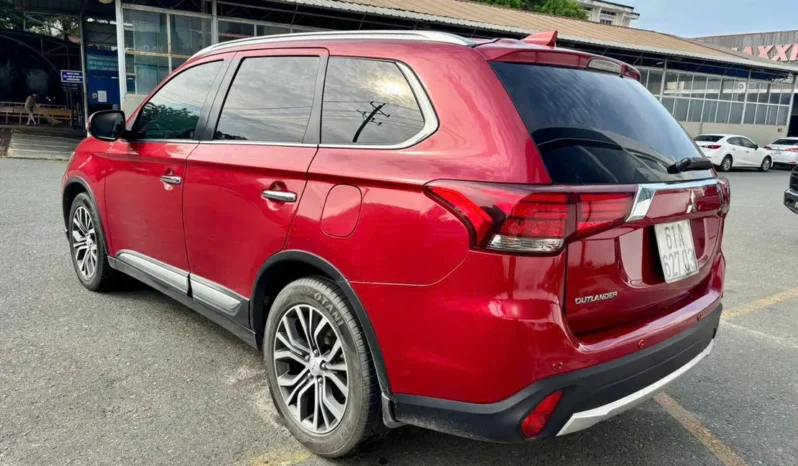 
								Mitsubishi Outlander 2.4 CVT Premium 2019 full									