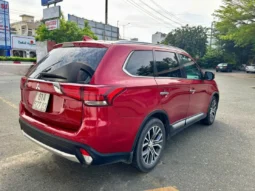 
										Mitsubishi Outlander 2.4 CVT Premium 2019 full									