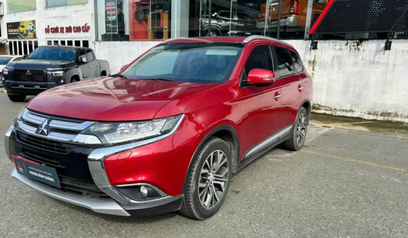 
								Mitsubishi Outlander 2.4 CVT Premium 2019 full									