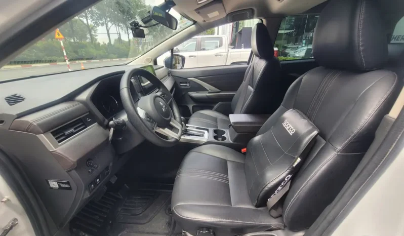 
								Mitsubishi Xpander AT Premium 2024 full									