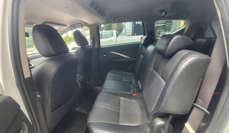 
								Mitsubishi Xpander AT Premium 2024 full									