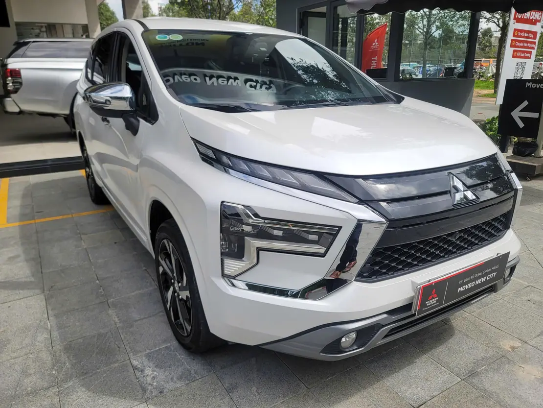 Mitsubishi Xpander AT Premium 2024