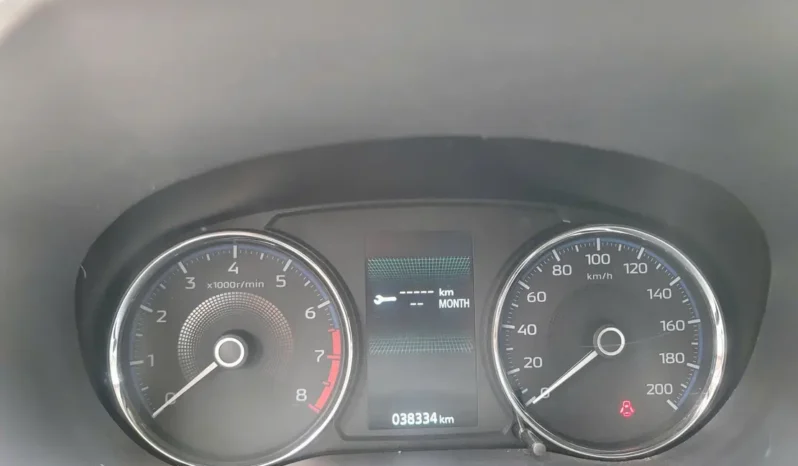 
								Mitsubishi Xpander AT Premium 2024 full									