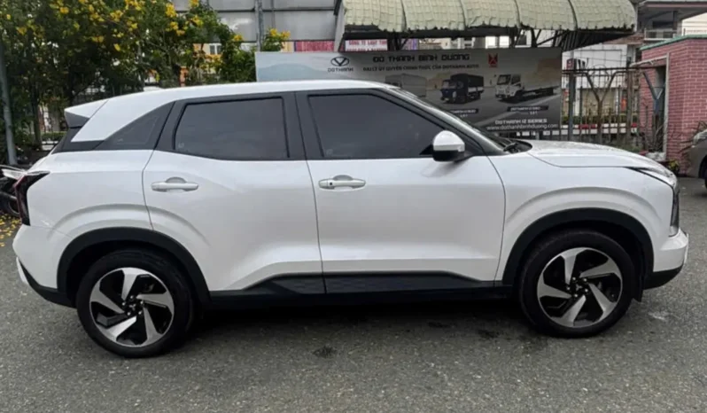 
								Mitsubishi Xforce Premium 2024 full									