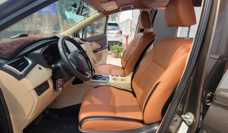 
								Mitsubishi Xpander AT Premium 2024 full									