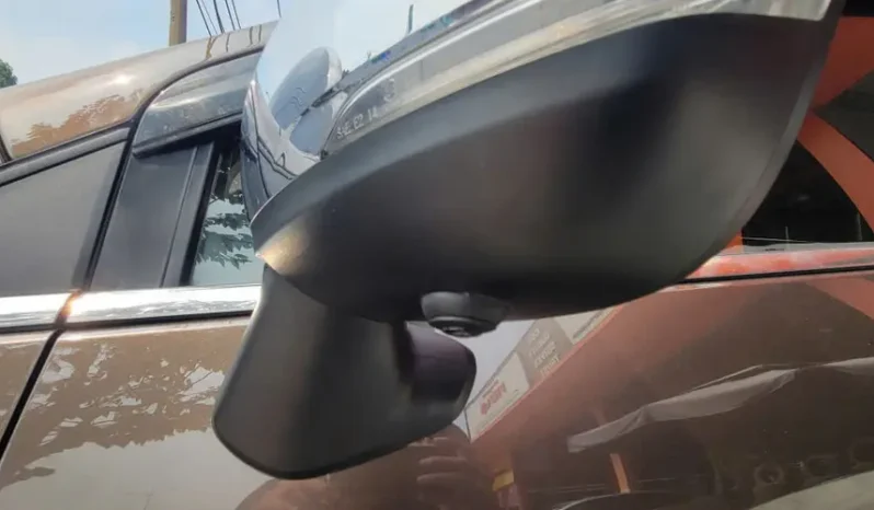 
								Mitsubishi Xpander AT Premium 2024 full									