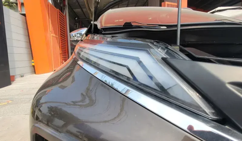 
								Mitsubishi Xpander AT Premium 2024 full									