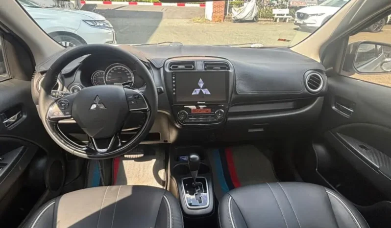 
								Mitsubishi Attrage CVT 2021 full									