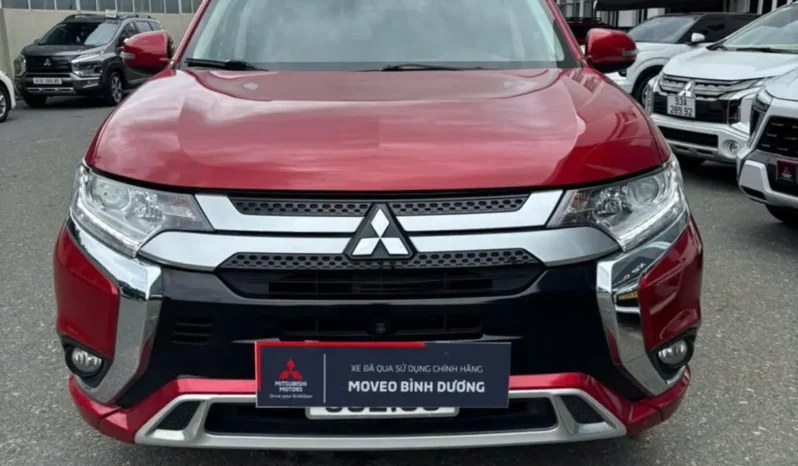
								Mitsubishi Outlander 2.0 CVT 2022 full									
