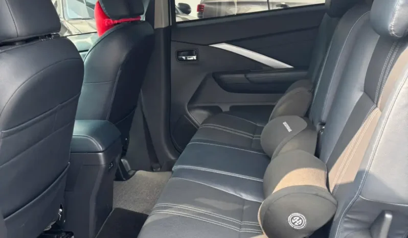 
								Mitsubishi Xpander Cross 2025 full									