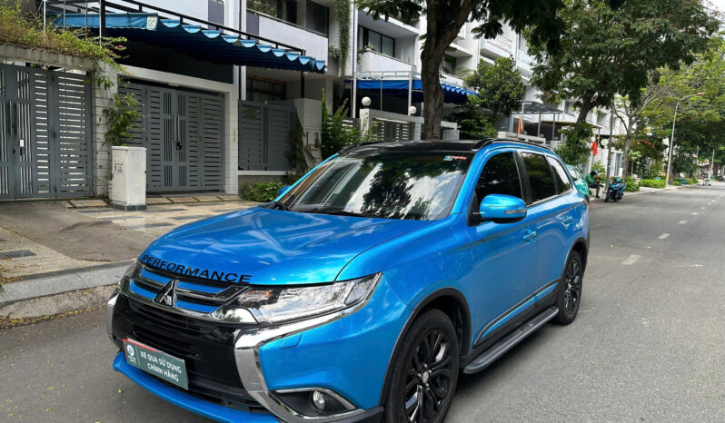 
								Mitsubishi Outlander 2.0 CVT Premium 2018 full									