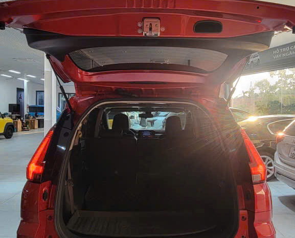 
								Mitsubishi Xpander Predium AT 2024 full									