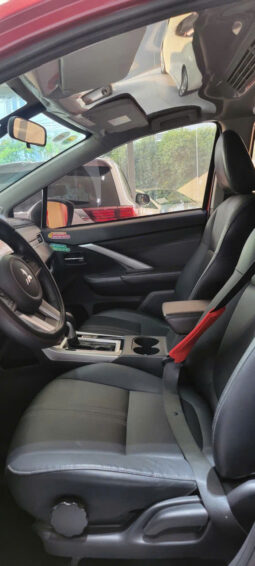 
										Mitsubishi Xpander Predium AT 2024 full									