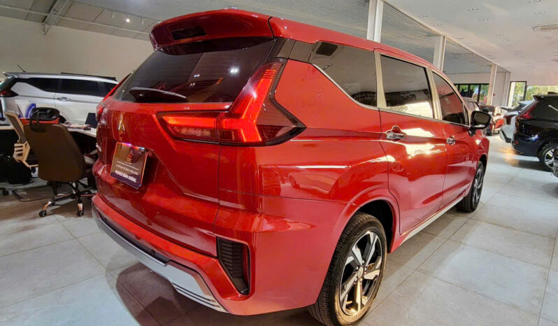 
								Mitsubishi Xpander Predium AT 2024 full									
