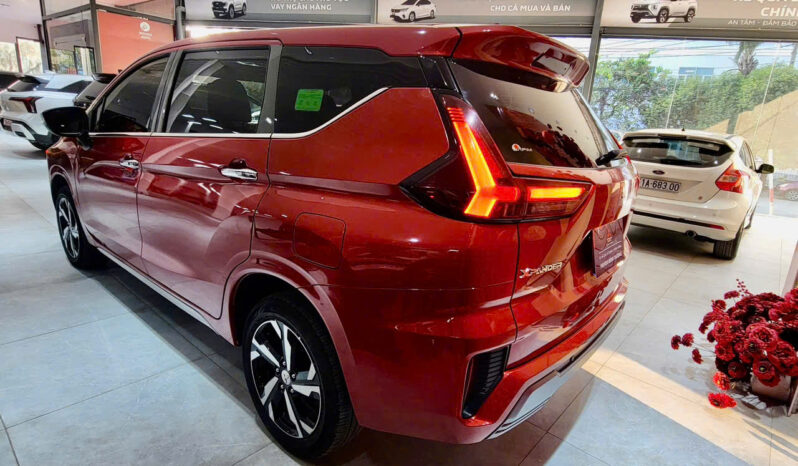 
								Mitsubishi Xpander Predium AT 2024 full									