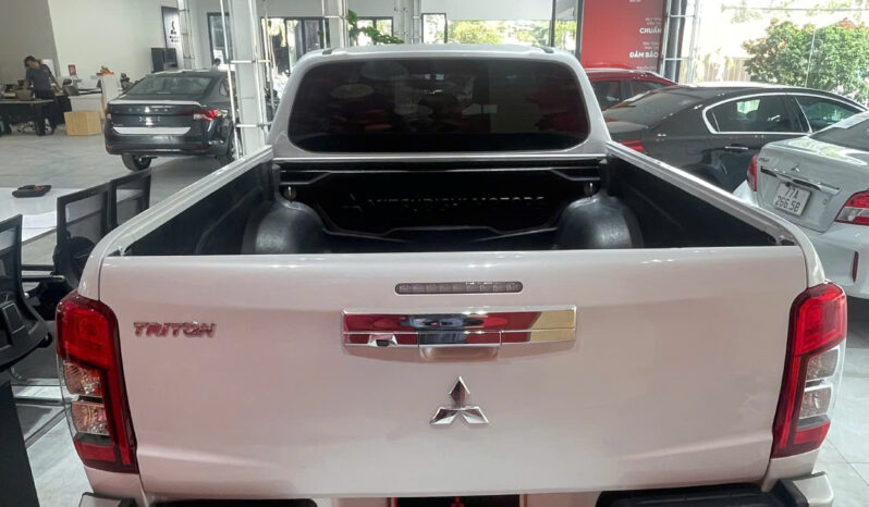 
								Mitsubishi Triton 2WD AT Premium 2023 full									