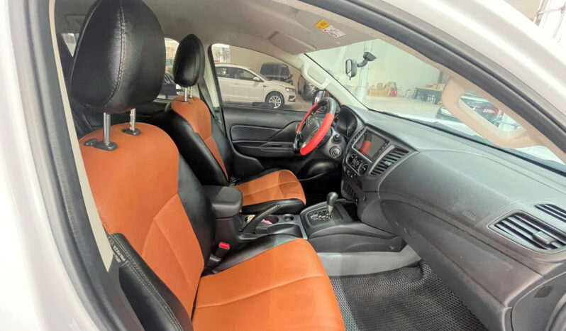 
								Mitsubishi Triton 2WD AT Premium 2023 full									