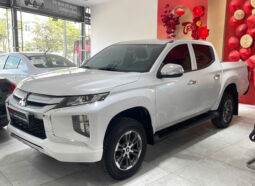 
										Mitsubishi Triton 2WD AT Premium 2023 full									