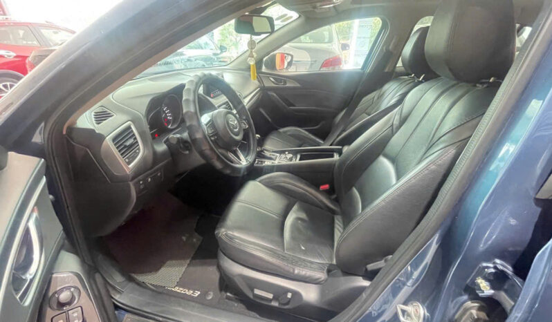 
								Mazda 3 Predium 2019 full									
