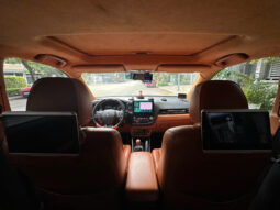 
										Mitsubishi Outlander 2.0 CVT Premium 2018 full									