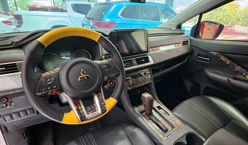 
								Mitsubishi Xpander AT Premium 2022 full									