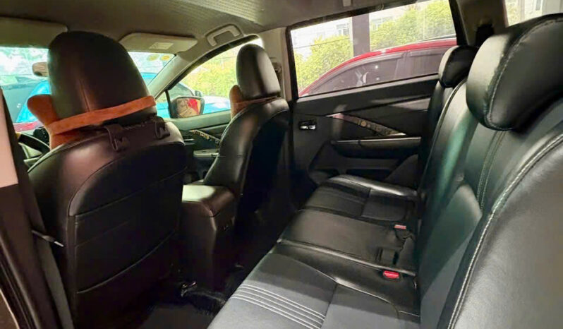 
								Mitsubishi Xpander AT Premium 2022 full									