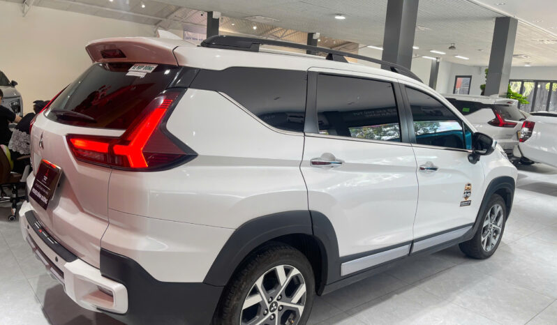 
								Mitsubishi Xpander Cross 2024 full									