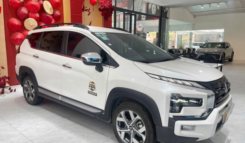 
								Mitsubishi Xpander Cross 2024 full									