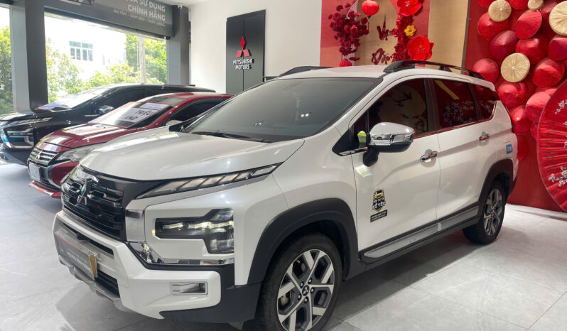 
								Mitsubishi Xpander Cross 2024 full									