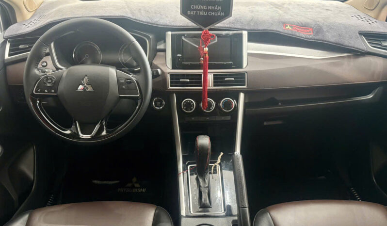 
								Mitsubishi Xpander Cross 2021 full									