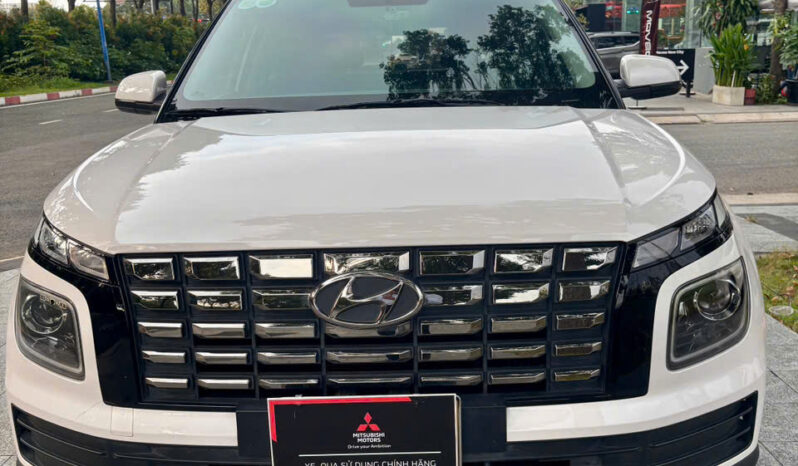 
								Hyundai VENUE 2024 full									