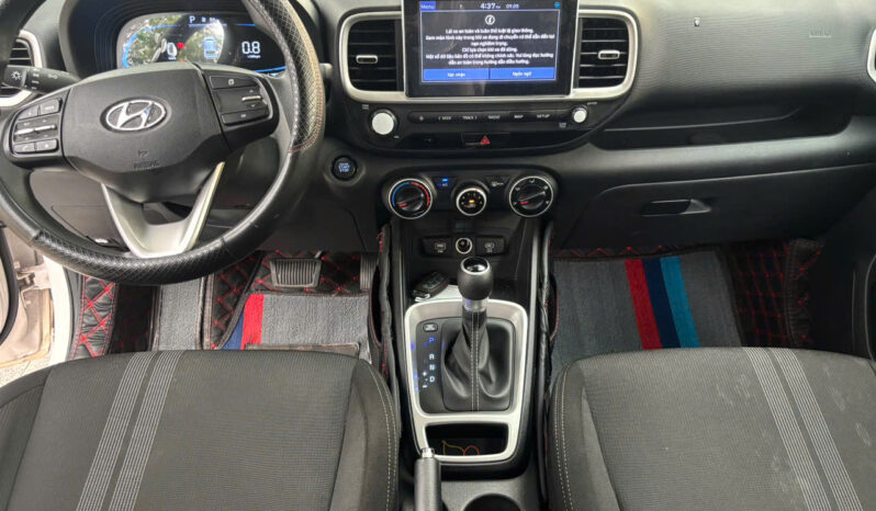 
								Hyundai VENUE 2024 full									