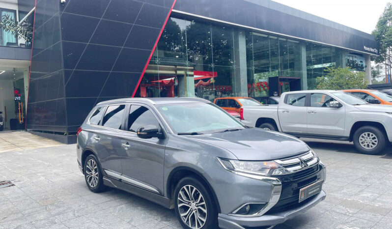 
								Mitsubishi Outlander 2.4 CVT Premium 2019 full									