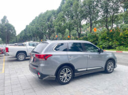 
										Mitsubishi Outlander 2.4 CVT Premium 2019 full									