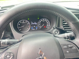 
										Mitsubishi Outlander 2.4 CVT Premium 2019 full									