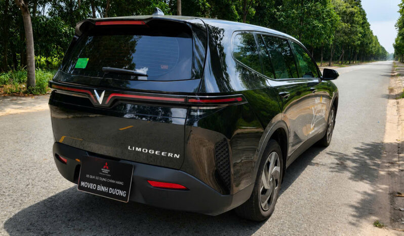 
								VINFAST LIMO GREEN 2025 full									