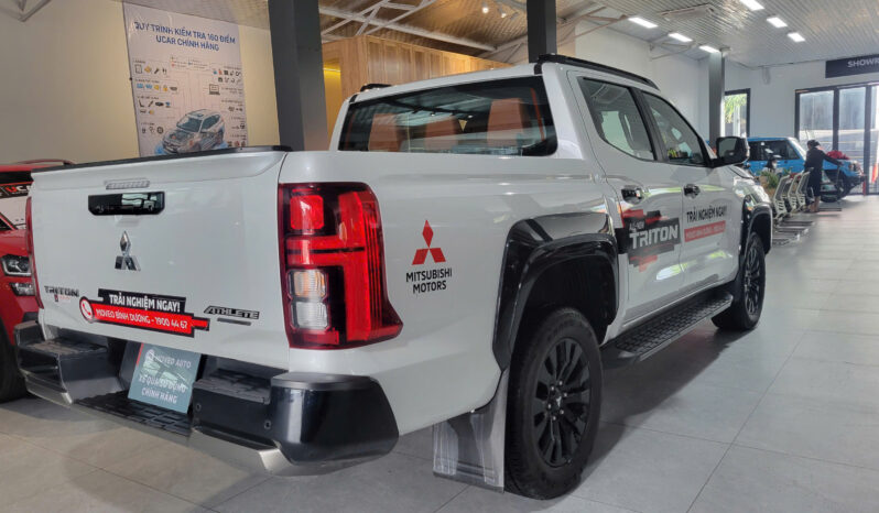 
								Mitsubishi Triton GLS 4×4 2025 full									